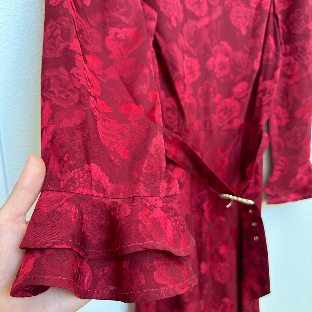 BRAND NEW RAHI Flora Belted Midi Dress - Picture 11 of 14